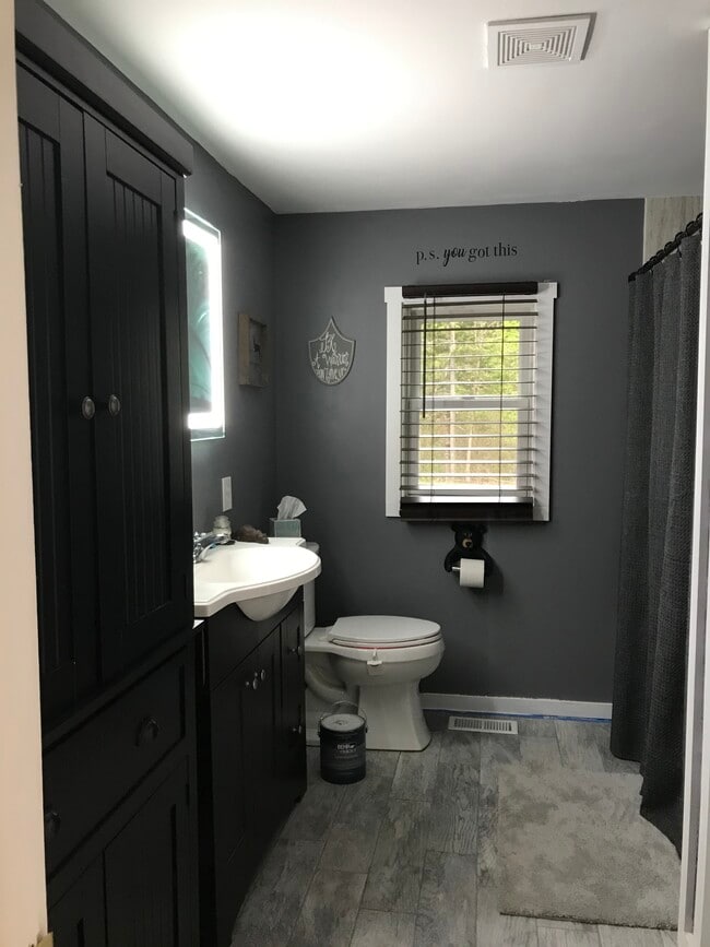 Photo - 208 Grafton Turnpike Rd