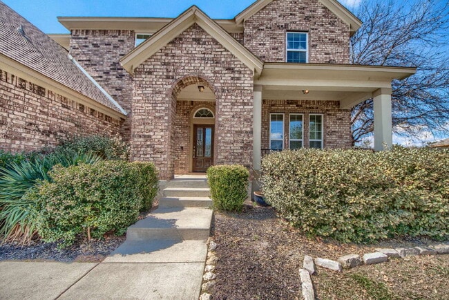 Photo - ****Go Big, Then Come Home to Comfort and Style!****
