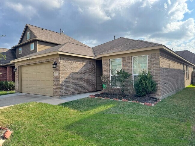 Photo - 18323 Spruce Tree Line Trl