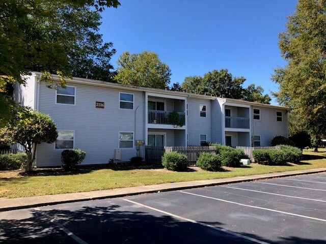 Suffolk Place Apartments