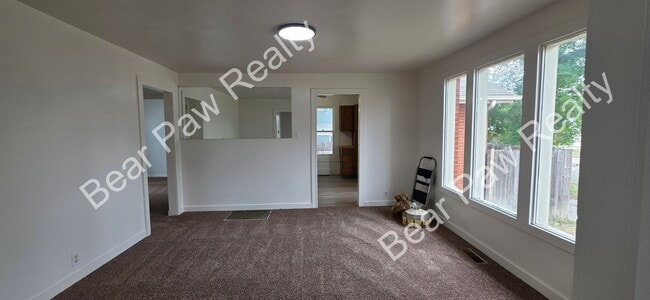 Photo - 2722 O Neil Ave