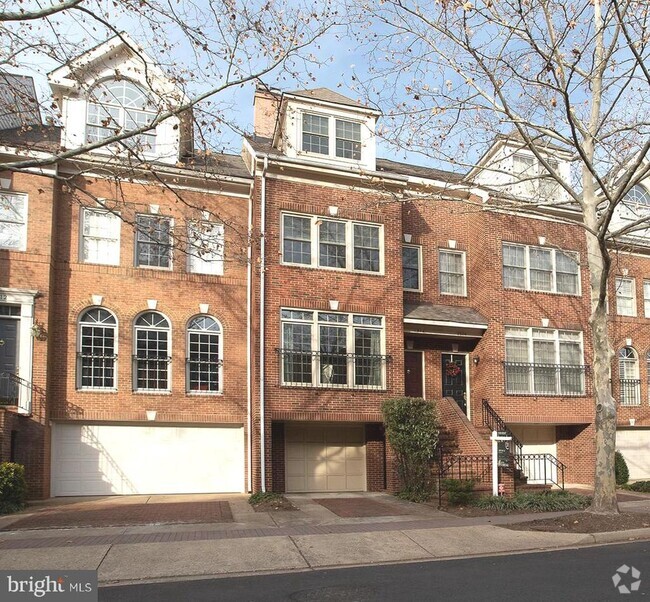 Building Photo - 1514 N Colonial Terrace Rental