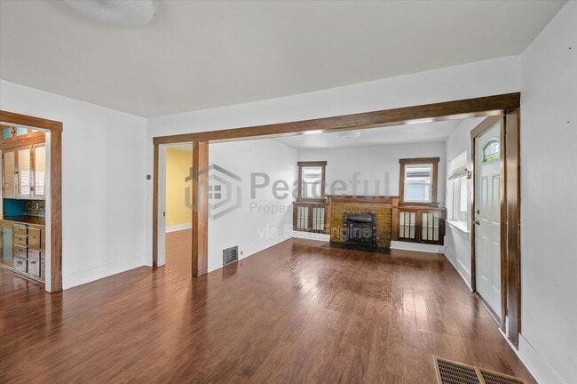 Photo - 662 E Redondo Ave