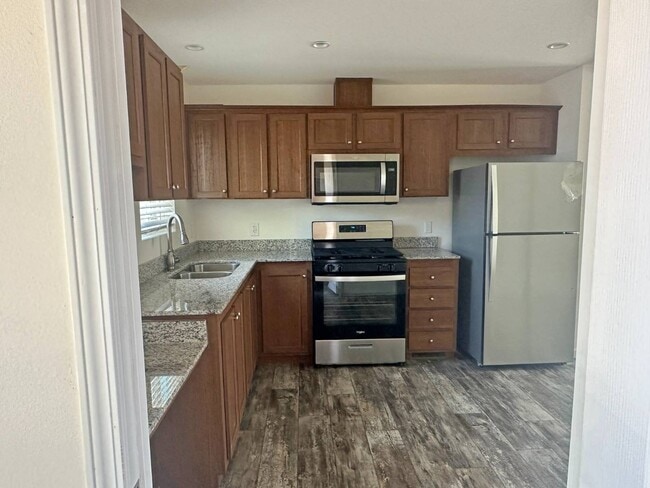 Photo - 591 Childers St