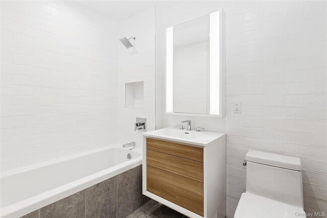 Photo - 264 Webster Ave Unit 408