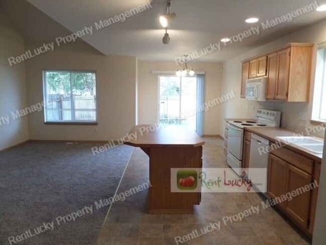Photo - Parisi-Lakewood Duplex Unit #B