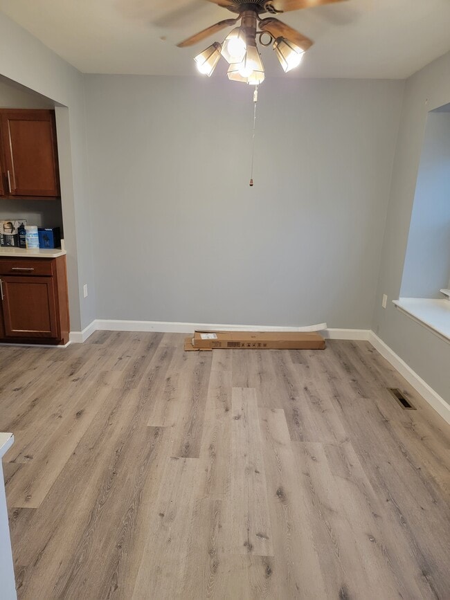 Photo - 228 Nathan Way