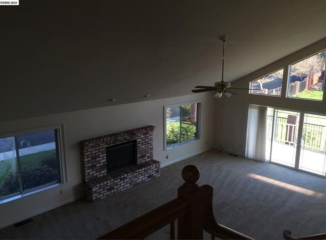 Photo - 5650 Edgeview Dr