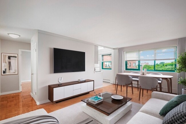 Photo - Maple Gardens