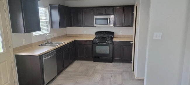 Photo - 5518 Rustling Gates Ln