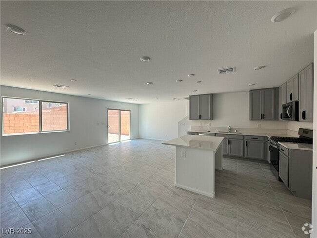 Building Photo - 5331 Barcola Ave Rental