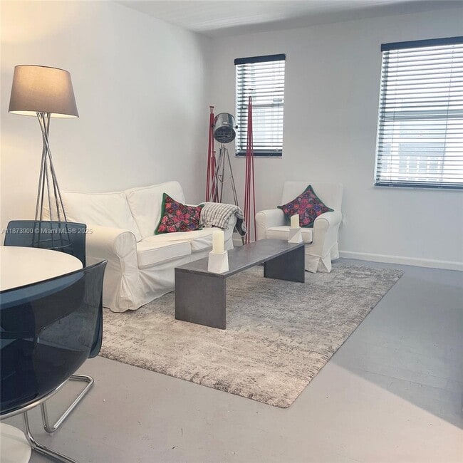 Photo - 1550 Drexel Ave Unit 105