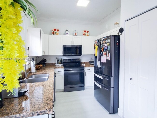 Photo - 8451 NW 138th St