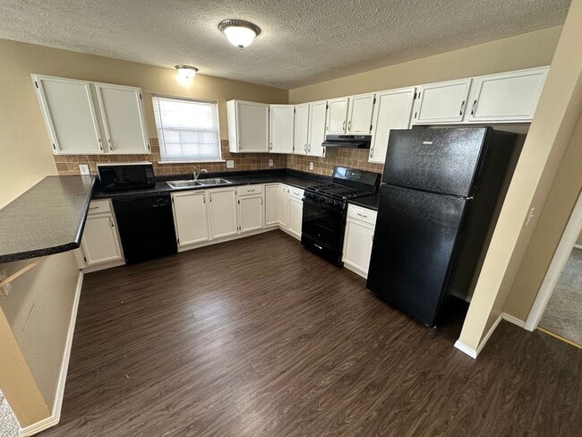 Photo - Very Modern Home!