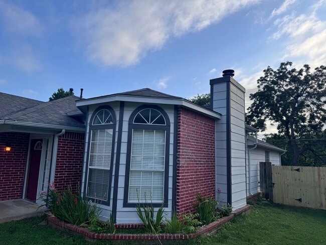 Photo - 11232 S Nandina Ave