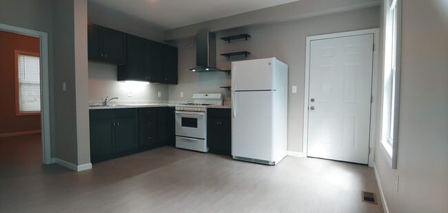 Photo - 58 Paine St Unit #1