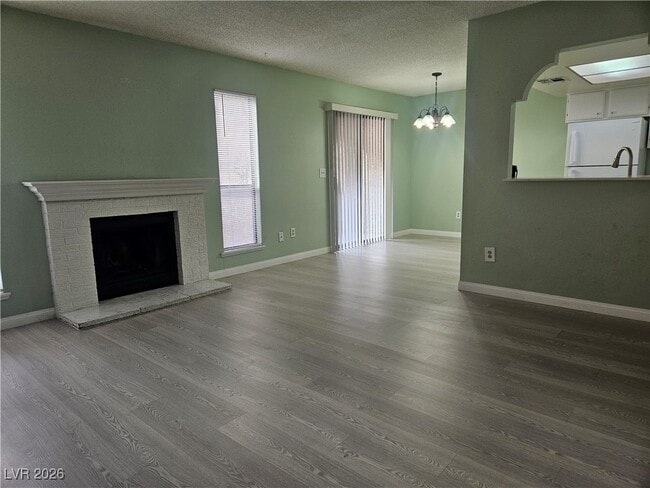 Photo - 4752 O'Bannon Dr Unidad B