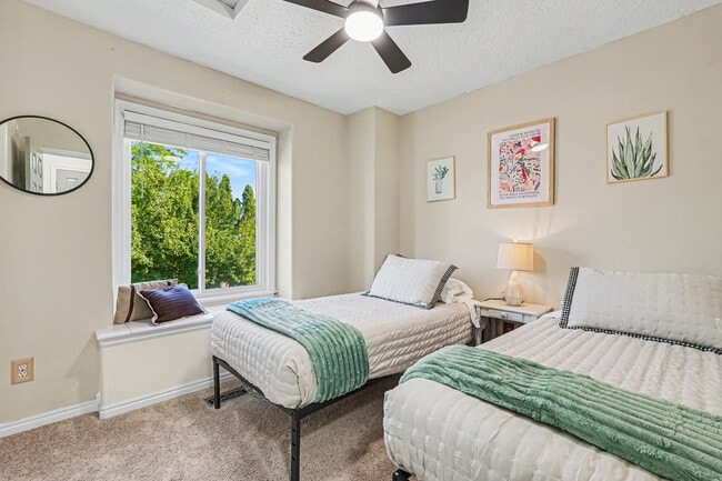 7400 Newbrook Dr Unit SI ID1630778P