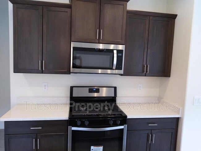 Photo - 10683 W Dickerson Dr