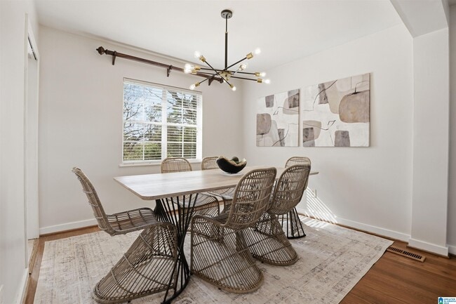 Photo - 5956 Crestwood Cir