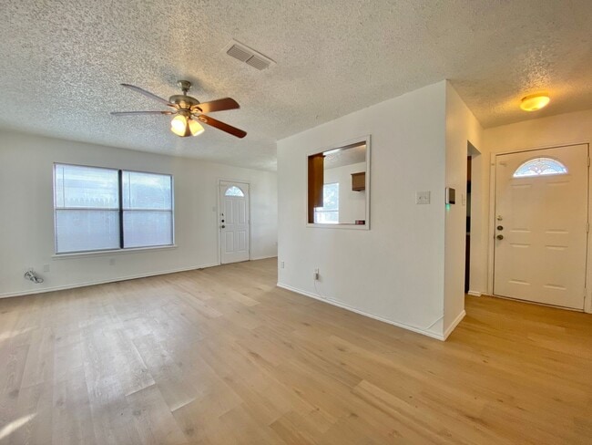 Photo - 3 bed 1 bath now available in southeast Lubbock