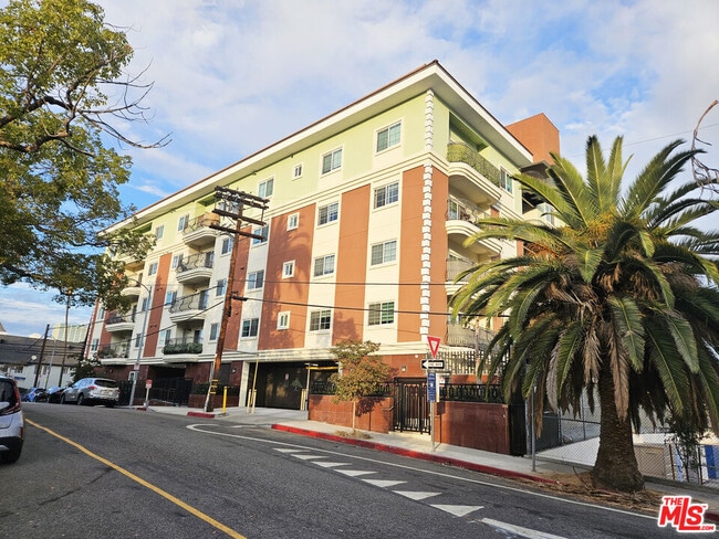 Photo - 944 S Serrano Ave Unit PH1