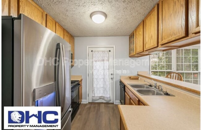 Photo - 1352 Elizabeth Ln