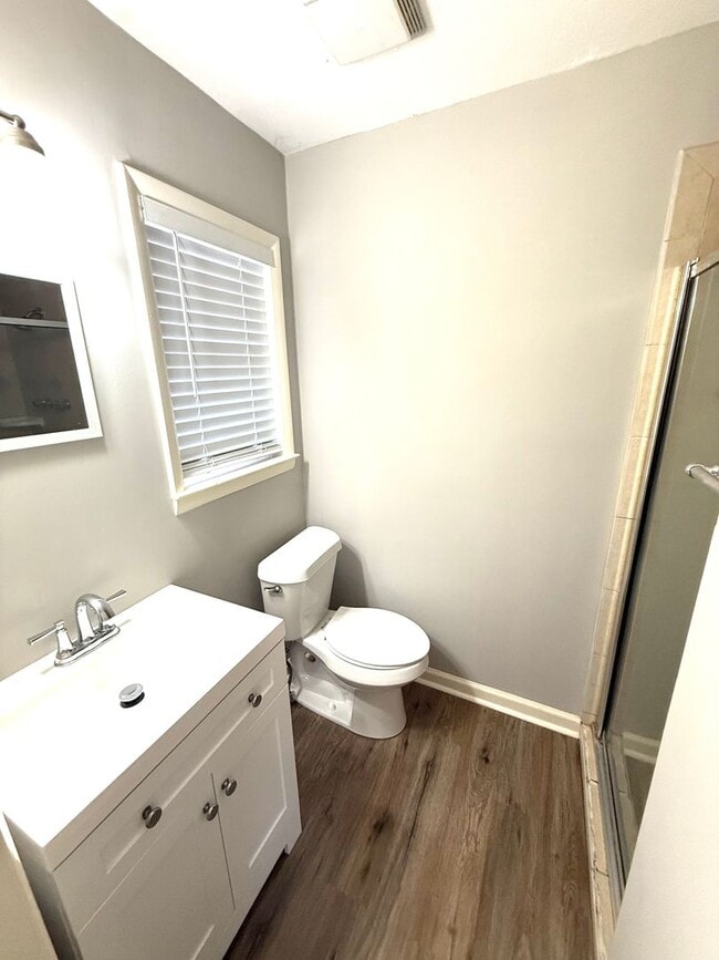 Photo - ** 4 Bed 2 Bath located close to Jefferson Davis High ** Call 334-366-9198 for a self showing