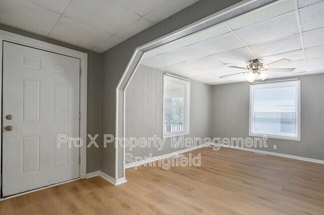 Photo - 835 S Grant Ave