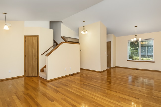 Photo - 3 bedroom home in Convenient Silverdale Location!