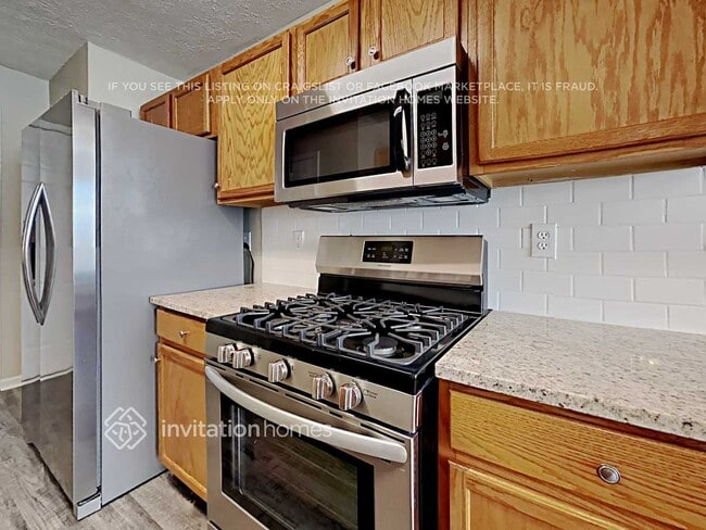 Photo - 321 St Charles Ave