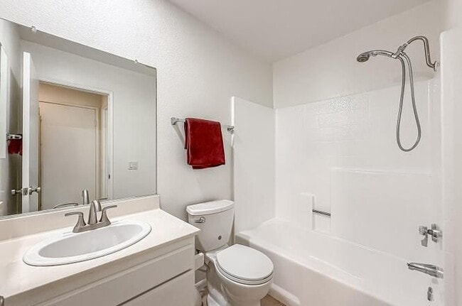 Photo - 14678 Loyola Pl