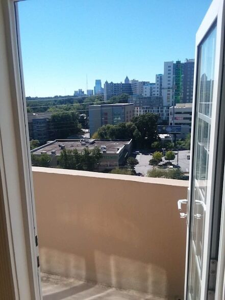 Photo - 2161 Peachtree Rd Condominio Unidad 904