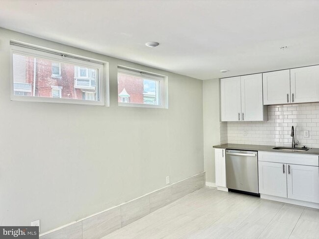 Photo - 5356 Cedar Ave Unit 3