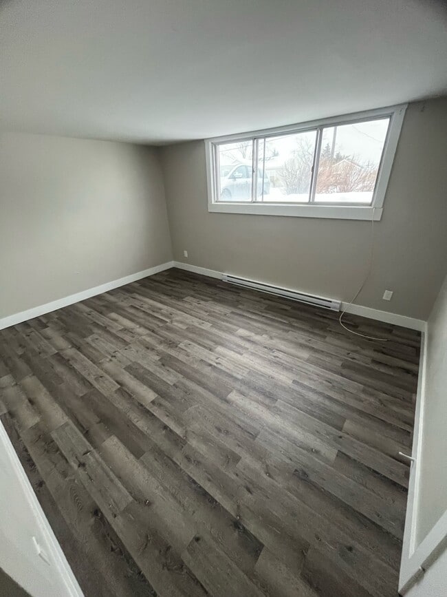 Photo - 46 Terris Ave Unit 2