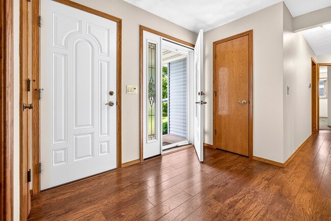 Photo - 3033 W Hiawatha Dr