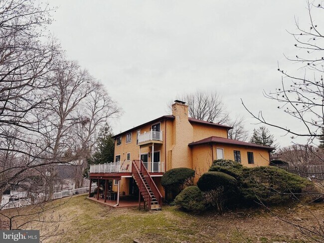 Photo - 1317 Mettler Rd