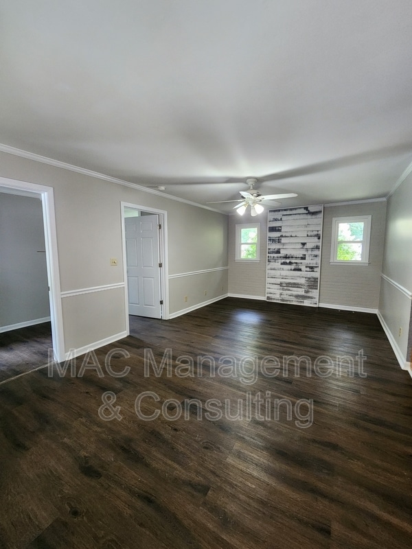 Photo - 340 E 14th St Casa
