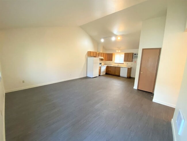 Photo - 1013 E 19th Ave