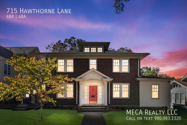 Photo - 715 Hawthorne Ln
