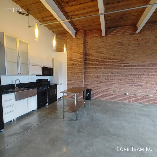 Building Photo - 382 W 22nd St Unit 401 Rental