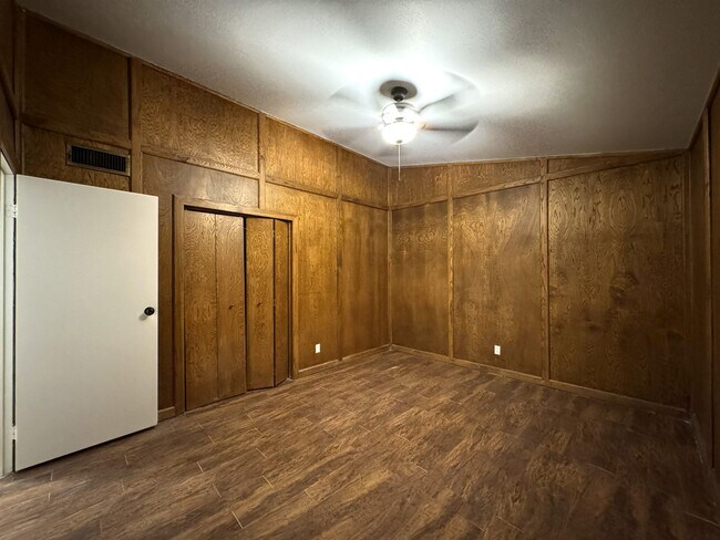 Photo - 777 Clouse Dr