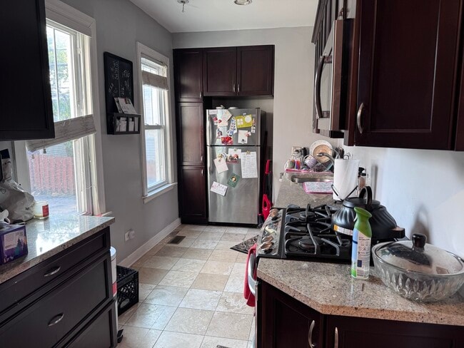 Photo - 2552 N Southport Ave