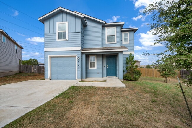 Building Photo - 8203 Rocky Pebble