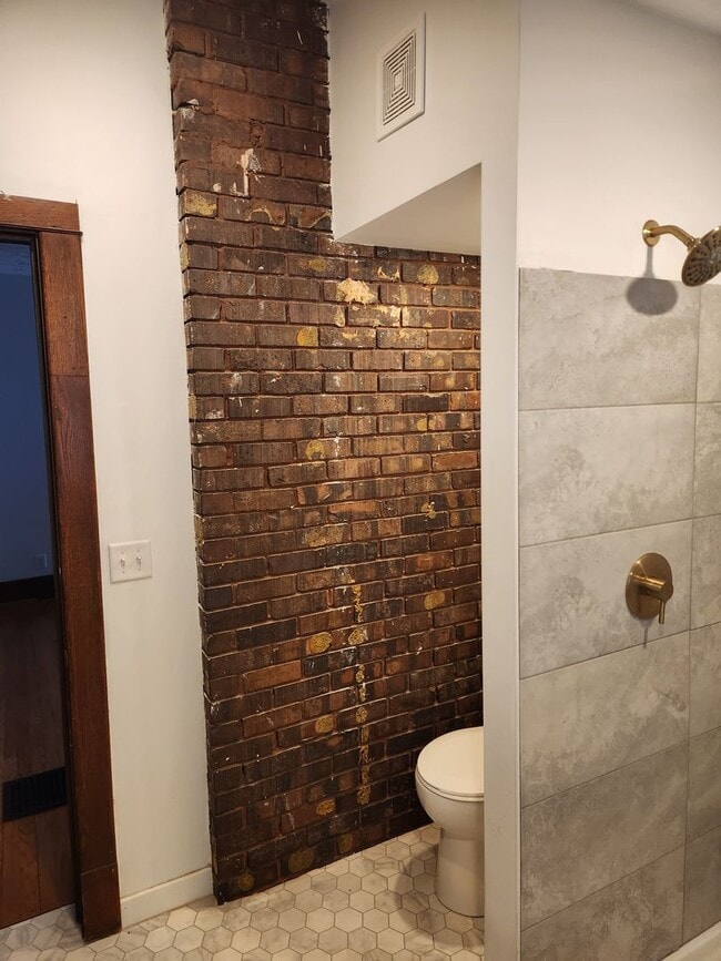 Photo - 524 N 50th St Unit 1