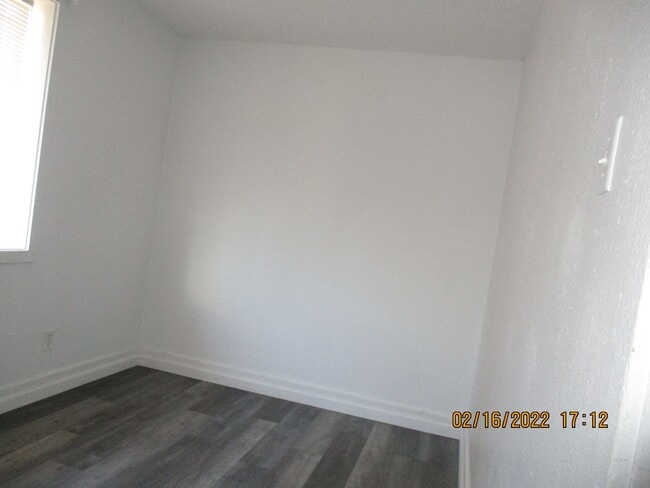 Photo - 540 North Ave Apartment