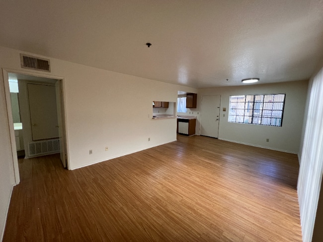 Photo - 1517 Rock Glen Ave Unit 209