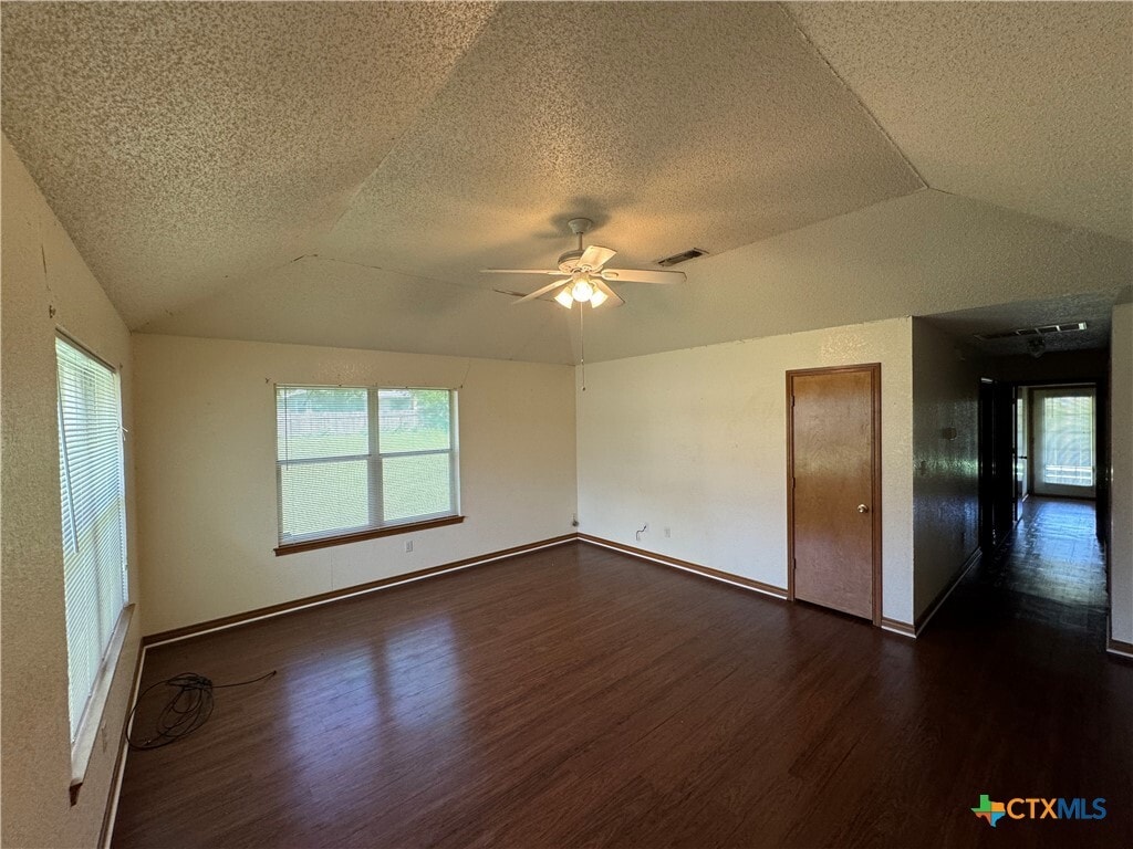 Photo - 2740 Maple Tree Rd