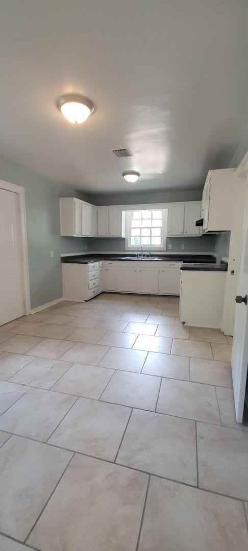 Photo - Beautiful 3 bedroom/1 bath Cottage with La...