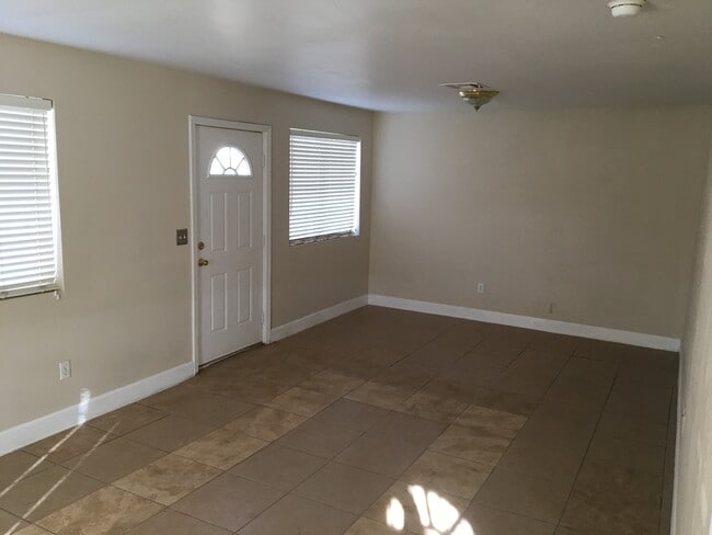 Photo - 132 Hopkins Ave Unit 132